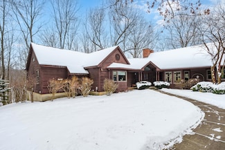 6738 N Sprinkle Rd, Kalamazoo, MI 49004