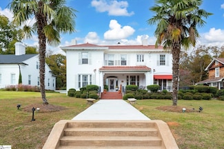 780 W Main St, Laurens, SC 29360