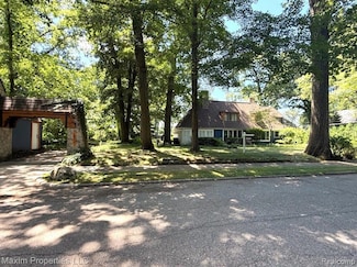 18031 Hamilton Rd, Highland Park, MI 48203