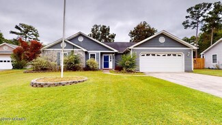 508 Tall Pine Ct, Midway Park, NC 28544