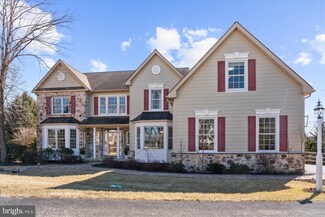 605 Perry Dr, West Chester, PA 19380