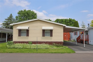 128 Mohawk Place, Manchester, NY 14504