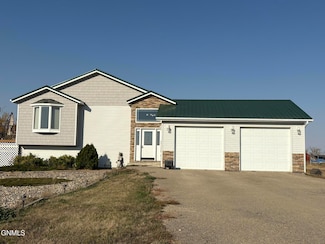 5975 84th Ave NW Unit 2, Stanley, ND 58784