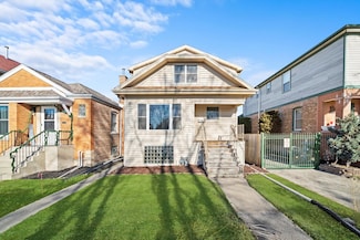7424 W 57th Place, Summit Argo, IL 60501