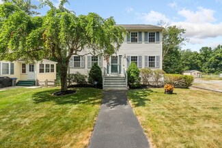 422 Pelham St, Methuen, MA 01844