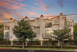 10562 Valley Spring Ln, Toluca Lake, CA 91602