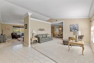 5126 NW 85th Rd, Coral Springs, FL 33067