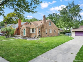 1121 N Lafayette St, Dearborn, MI 48128