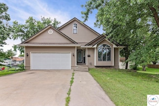 1914 S Grand Ave, Sedalia, MO 65301
