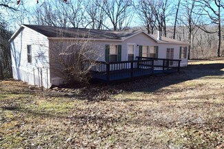 15497 Low Gap Rd, West Fork, AR 72774