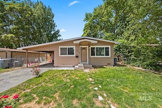 77 S Canyon St, Nampa, ID 83651