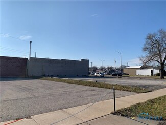 000 S Walnut St, Bryan, OH 43506