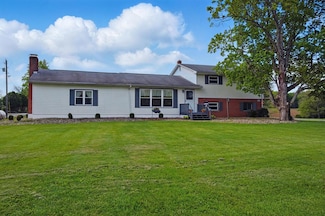 4885 Stetzer Rd, Bucyrus, OH 44820