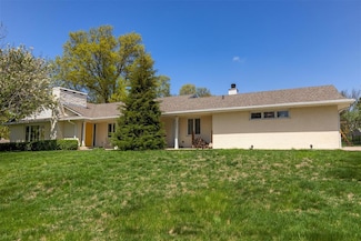 2121 Wakonda Dr, Des Moines, IA 50321