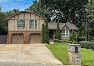 1280 Sanden Ferry Dr, Decatur, GA 30033