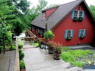 1377 Sleepy Hollow Rd, Athens, NY 12015