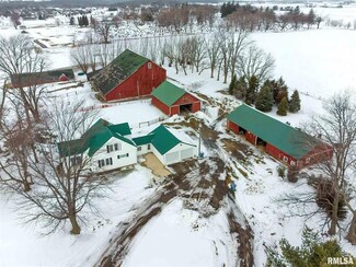 1705 Humeston Rd, de Witt, IA 52742