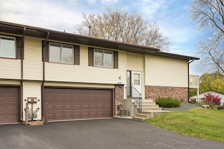 4491 Churchill St, Saint Paul, MN 55126