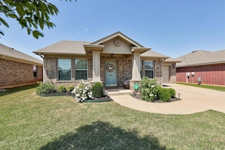 19101 Vea Dr, Edmond, OK 73012