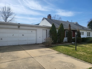 1404 23rd St, Rockford, IL 61108