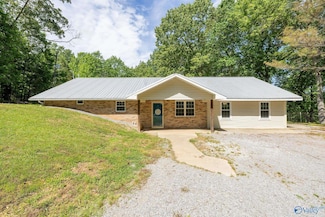 308 Redwood Ave, Hamilton, AL 35570