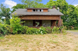 76 E Lucius Ave, Youngstown, OH 44507