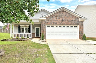 2211 Savannah Hills Dr, Matthews, NC 28105