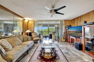 3910 Inverrary Blvd Unit B601, Lauderhill, FL 33319