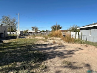 1518 N Michigan Ave, Roswell, NM 88201
