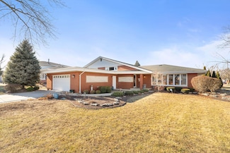 10500 Lockwood Ave, Oak Lawn, IL 60453