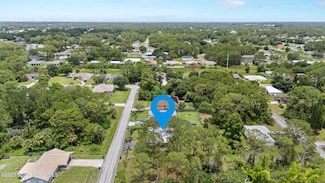 1330 Gimlet St NW, Palm Bay, FL 32907
