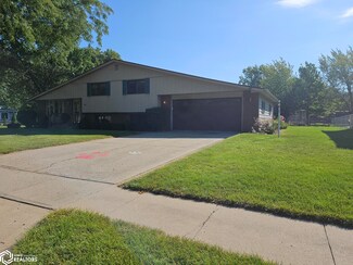 74 Schwartz Dr, Ottumwa, IA 52501