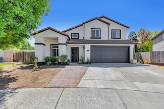 2191 Spruce Dr, Hollister, CA 95023
