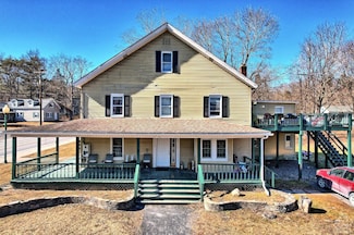 526 Mountain Ave, Purling, NY 12470