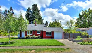 203 N 160th St, Shoreline, WA 98133