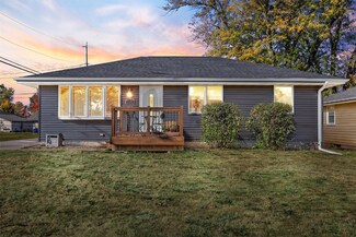 348 24th St NW, Cedar Rapids, IA 52405