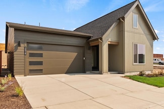 1416 NE Whistle Way, Prineville, OR 97754