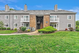 8113 Tamarron Dr, Plainsboro, NJ 08536