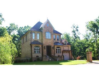 510 Hillside Dr, Adamsville, TN 38310