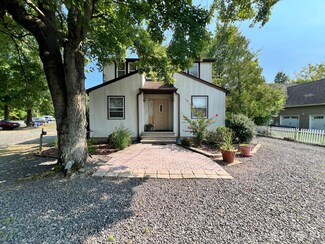 161 Metlars Ln, Piscataway, NJ 08854