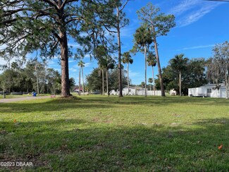 117 Lamont St, Edgewater, FL 32132