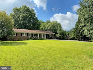 8070 Wheatley Rd, La Plata, MD 20646