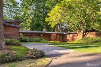 8864 SE 60th St, Mercer Island, WA 98040