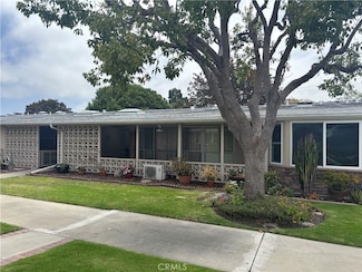 1781 Sunningdale Rd Unit M14-48H, Seal Beach, CA 90740