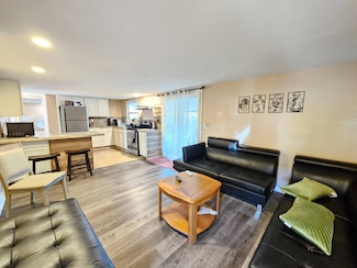 30700 US Highway 19 N Unit 108, Palm Harbor, FL 34684