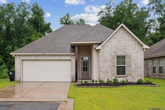 840 Palmetto Point Dr, Baton Rouge, LA 70820