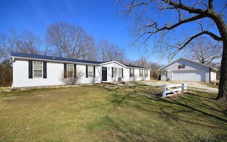 11328 Hunziker Rd, Centertown, MO 65023
