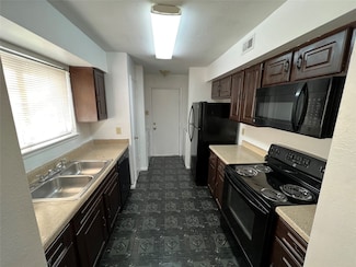 8048 Sands Point Dr Unit A, Houston, TX 77036