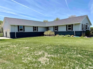 8904 Rochford St, Kearney, NE 68845