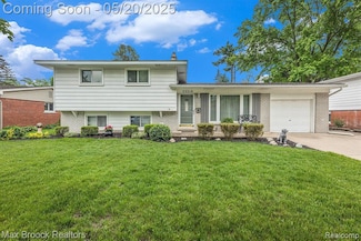 33219 Flanders St, Farmington, MI 48336